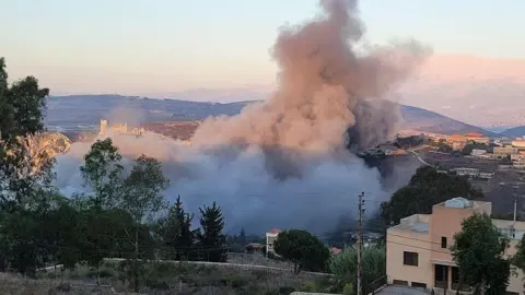 Israeli Bombing Raids Target Southern Lebanon