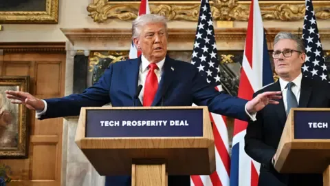 Trump Suggests Keir Starmer Could Use Armed Forces to Control UK Frontiers